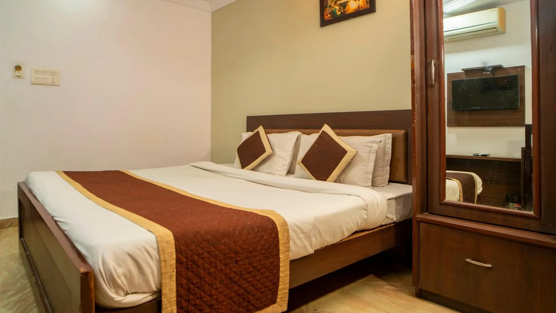 Inn Florence Continental Udaipur